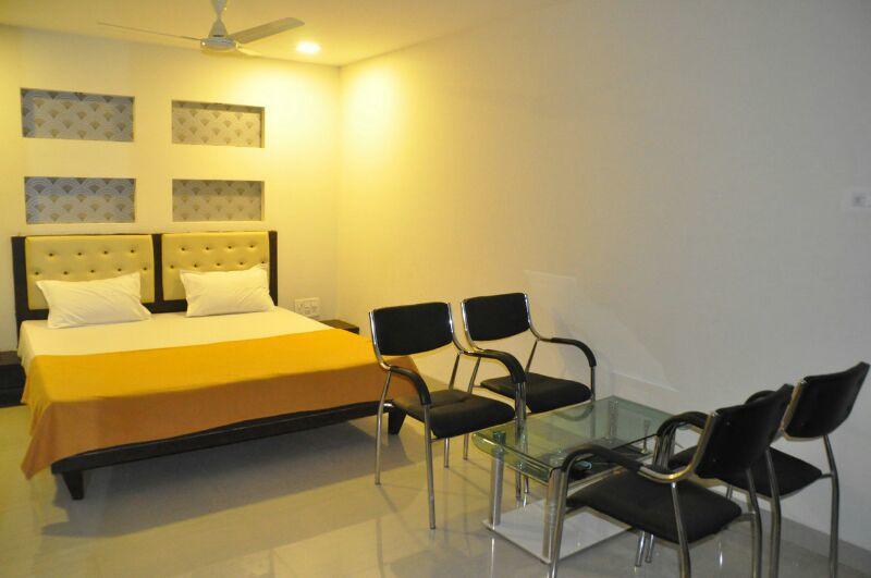 Hotel Galaxy Residency Vasai Buitenkant foto